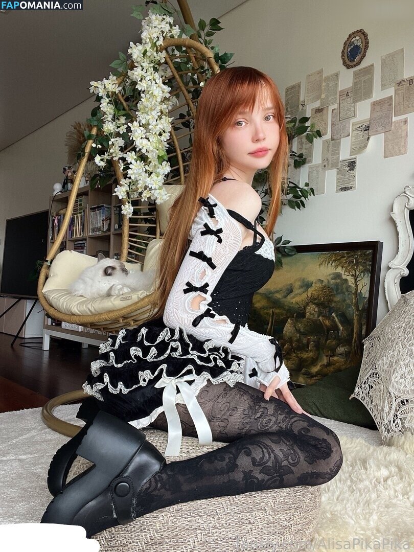 Alisa Bishop / AlisaPikaPika / Rocksy Light / https: / rocksylight Nu OnlyFans  Photo fuitée #2957