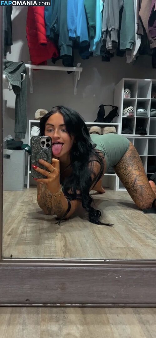 Petitetattedplati / Ronika Eskins / ronika_eskins Nu OnlyFans  Photo fuitée #5