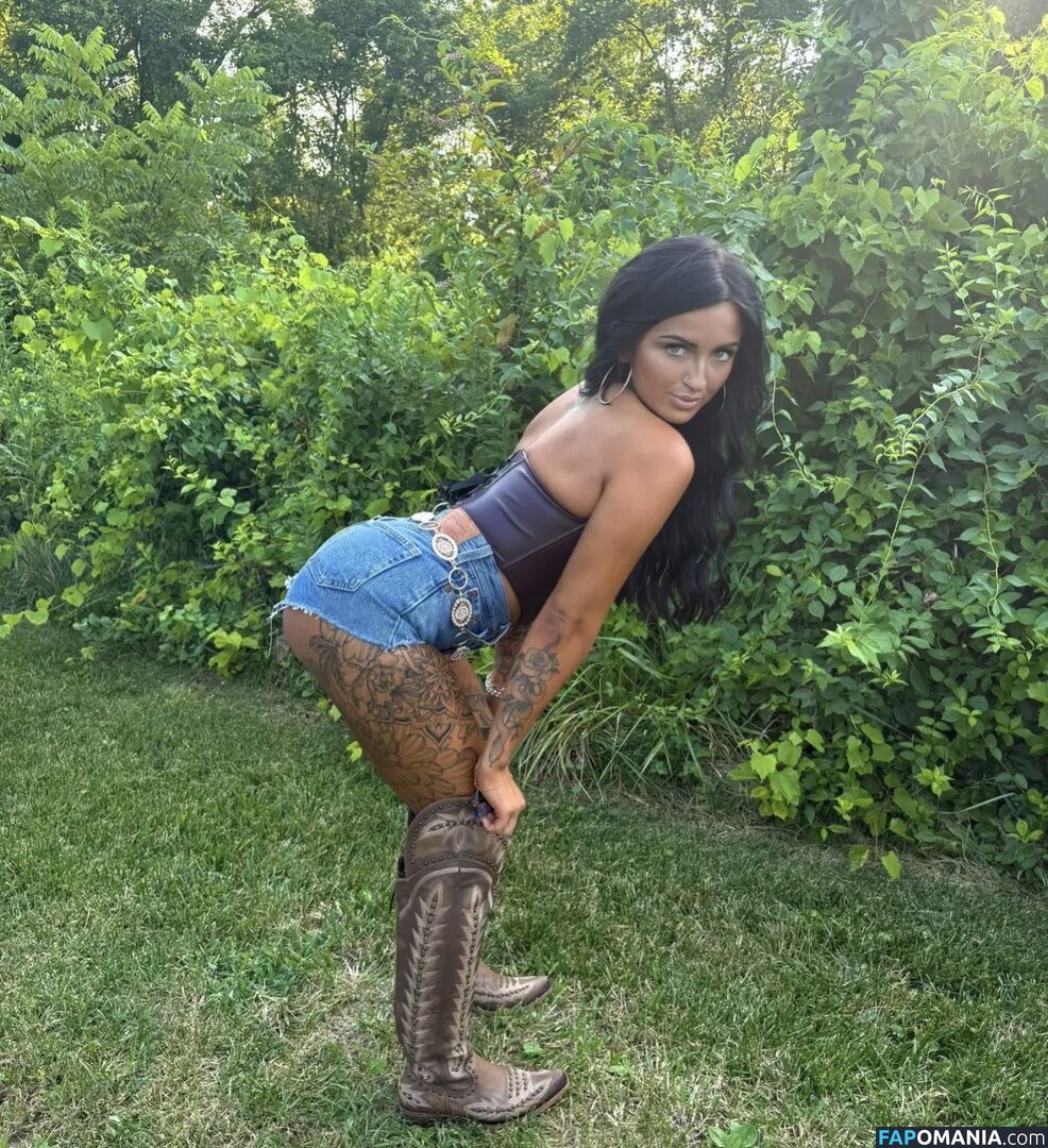 Petitetattedplati / Ronika Eskins / ronika_eskins Nu OnlyFans  Photo fuitée #13