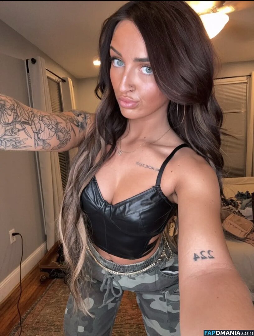 Petitetattedplati / Ronika Eskins / ronika_eskins Nu OnlyFans  Photo fuitée #30