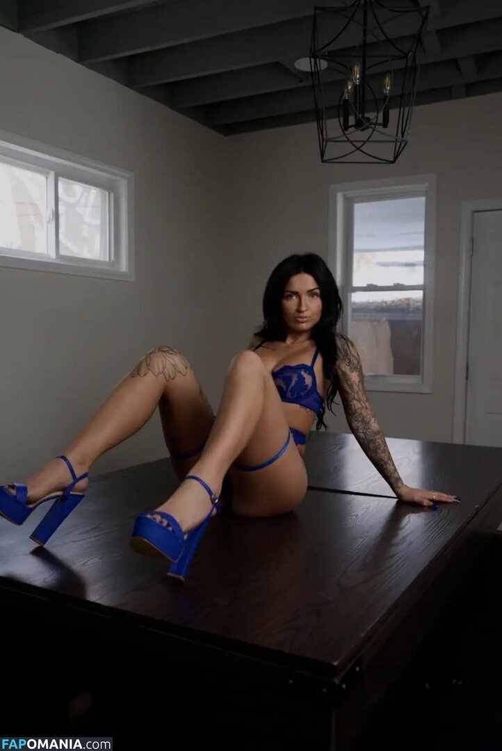 Petitetattedplati / Ronika Eskins / ronika_eskins Nu OnlyFans  Photo fuitée #75