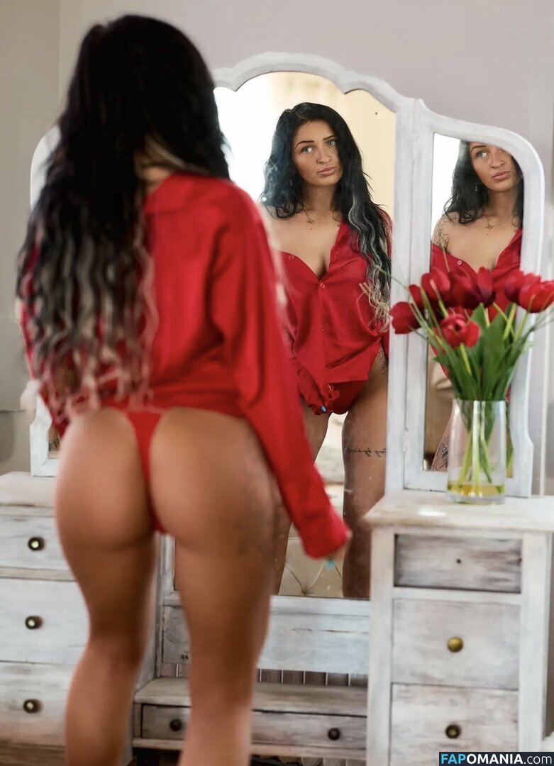 Petitetattedplati / Ronika Eskins / ronika_eskins Nu OnlyFans  Photo fuitée #120