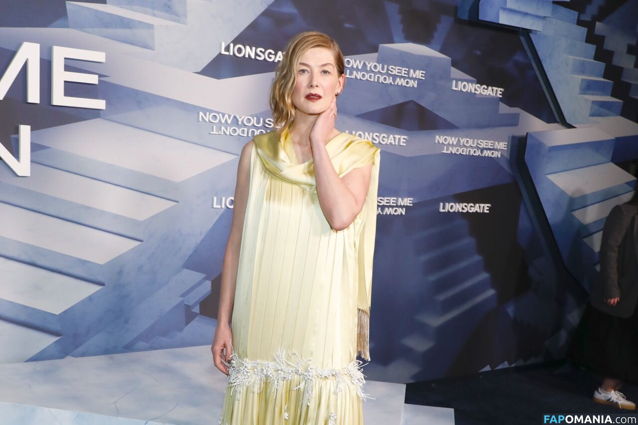 Rosamund Pike / mspike Nu OnlyFans  Photo fuitée #114