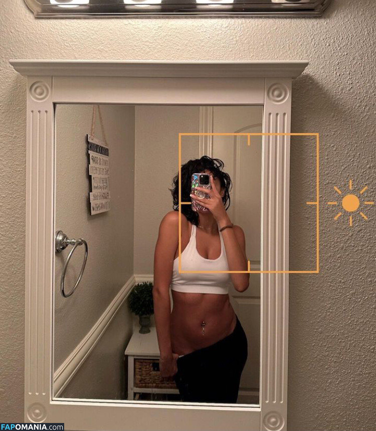 Roseebby_20 Nu OnlyFans  Photo fuitée #1