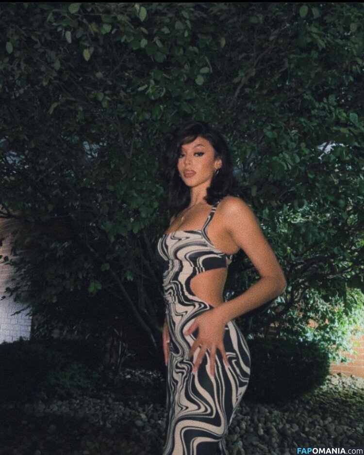 Roseebby_20 Nu OnlyFans  Photo fuitée #2