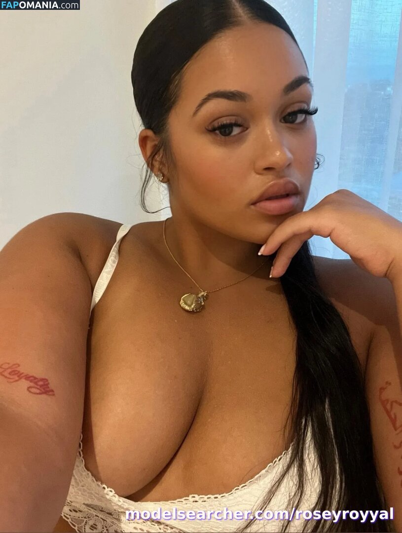 Roseyroyyal Nu OnlyFans  Photo fuitée #5