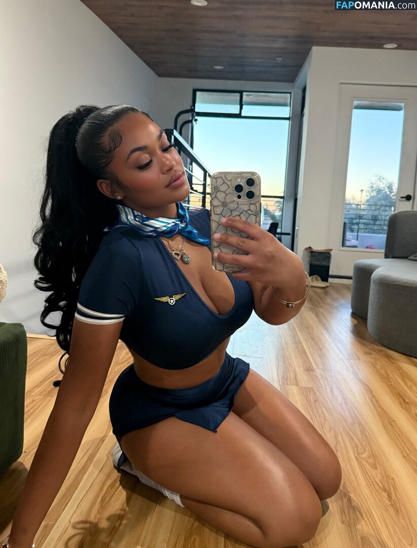 Roseyroyyal Nu OnlyFans  Photo fuitée #6