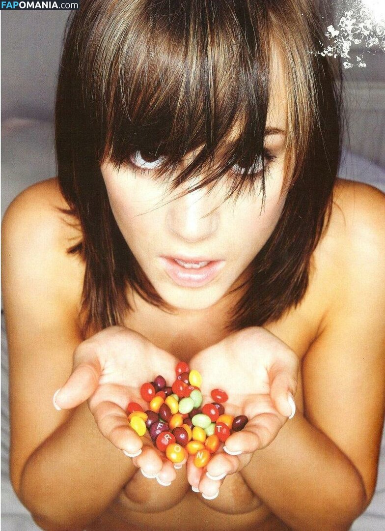 Rosie Jones / jadebakerrrr / josierones Nu OnlyFans  Photo fuitée #32