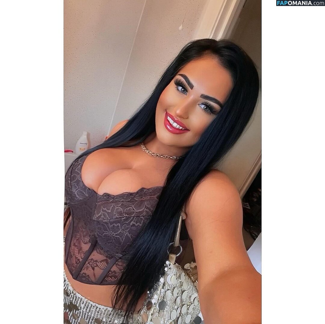 rosiemayfendleyx Nu OnlyFans  Photo fuitée #3