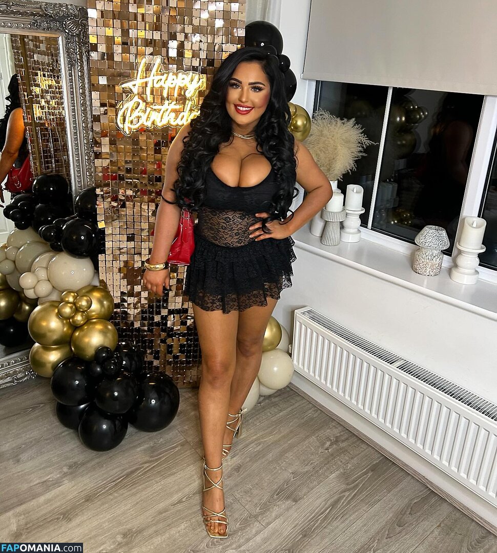 rosiemayfendleyx Nu OnlyFans  Photo fuitée #4