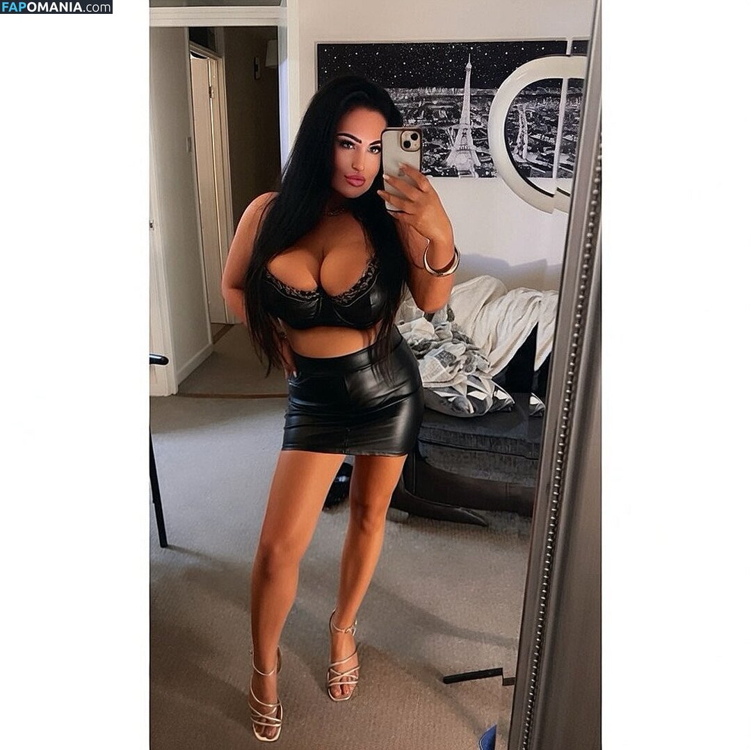 rosiemayfendleyx Nu OnlyFans  Photo fuitée #10