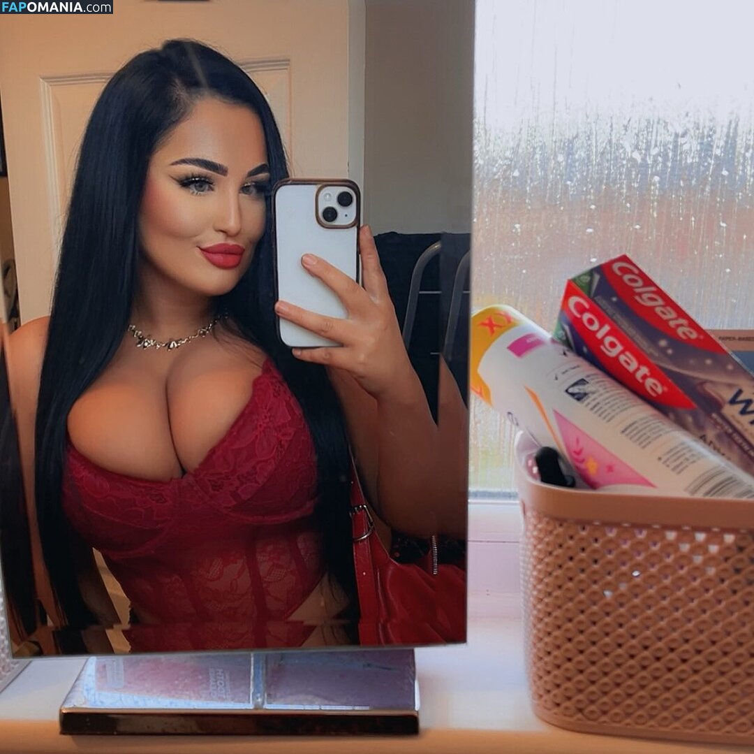 rosiemayfendleyx Nu OnlyFans  Photo fuitée #13