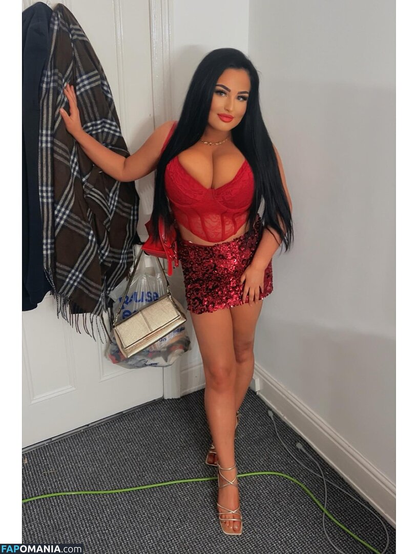 rosiemayfendleyx Nu OnlyFans  Photo fuitée #15