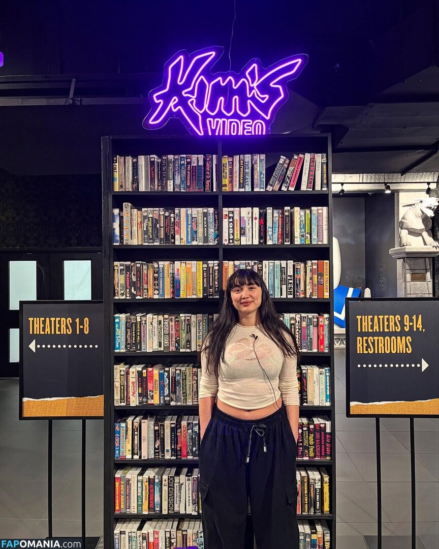 Rowan Blanchard / Simp Chat / https: / rowanblanchard Nu OnlyFans  Photo fuitée #527