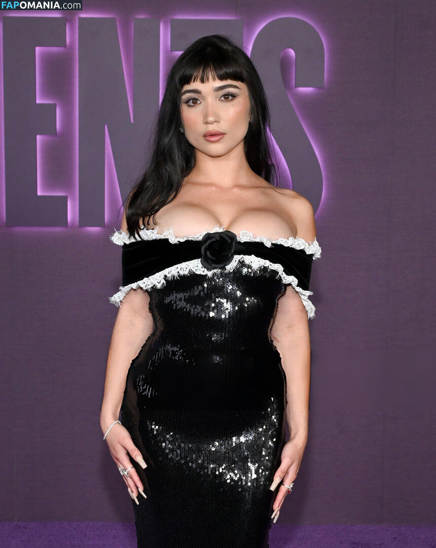 Rowan Blanchard / Simp Chat / https: / rowanblanchard Nu OnlyFans  Photo fuitée #544