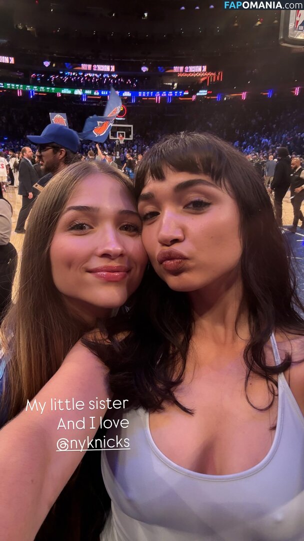 Rowan Blanchard / Simp Chat / https: / rowanblanchard Nu OnlyFans  Photo fuitée #564