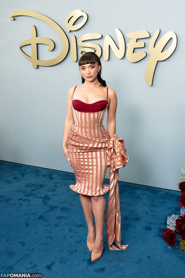 Rowan Blanchard / Simp Chat / https: / rowanblanchard Nu OnlyFans  Photo fuitée #566