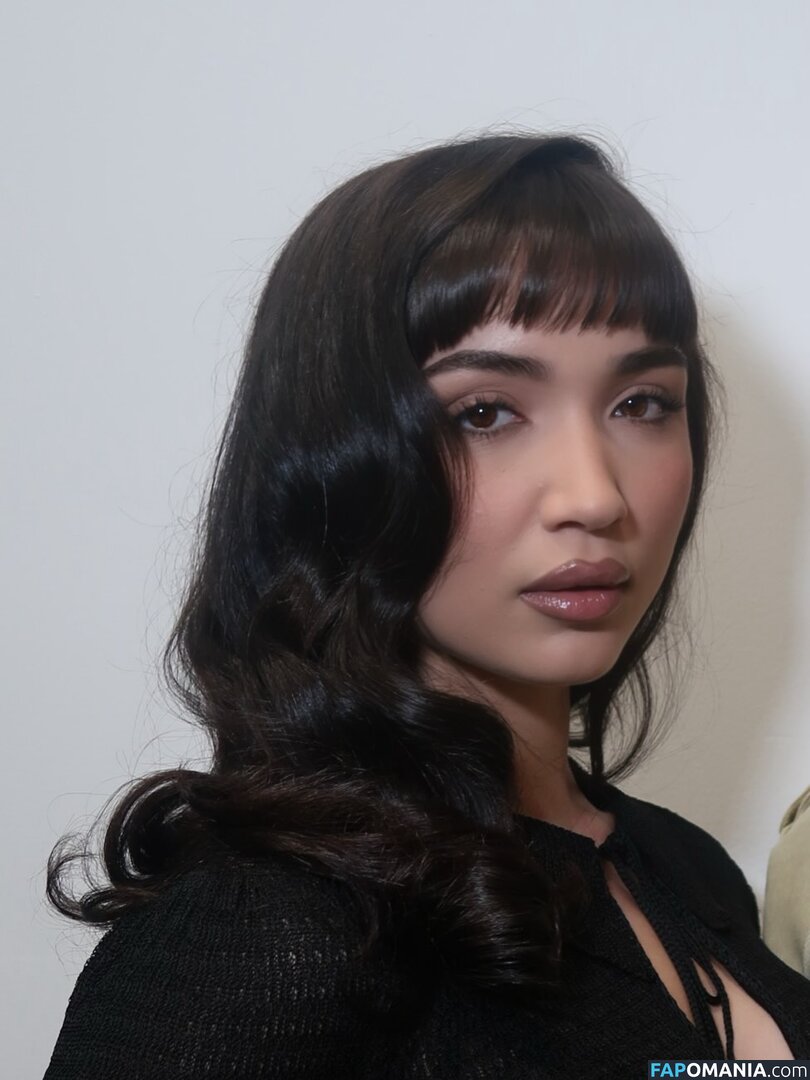 Rowan Blanchard / Simp Chat / https: / rowanblanchard Nu OnlyFans  Photo fuitée #583