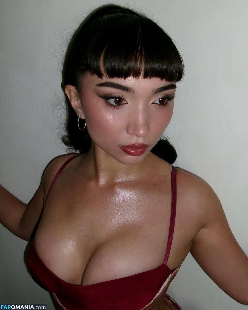 Rowan Blanchard / Simp Chat / https: / rowanblanchard Nu OnlyFans  Photo fuitée #584
