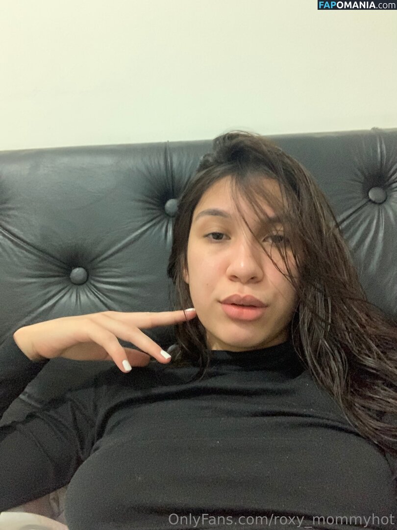 roxy_mommyhot Nu OnlyFans  Photo fuitée #2