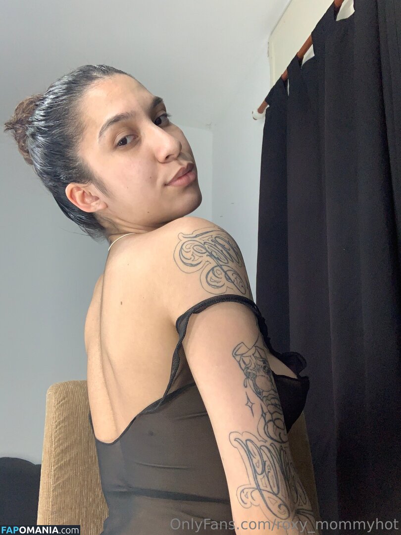 roxy_mommyhot Nu OnlyFans  Photo fuitée #4