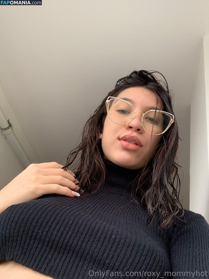 roxy_mommyhot Nu OnlyFans  Photo fuitée #8