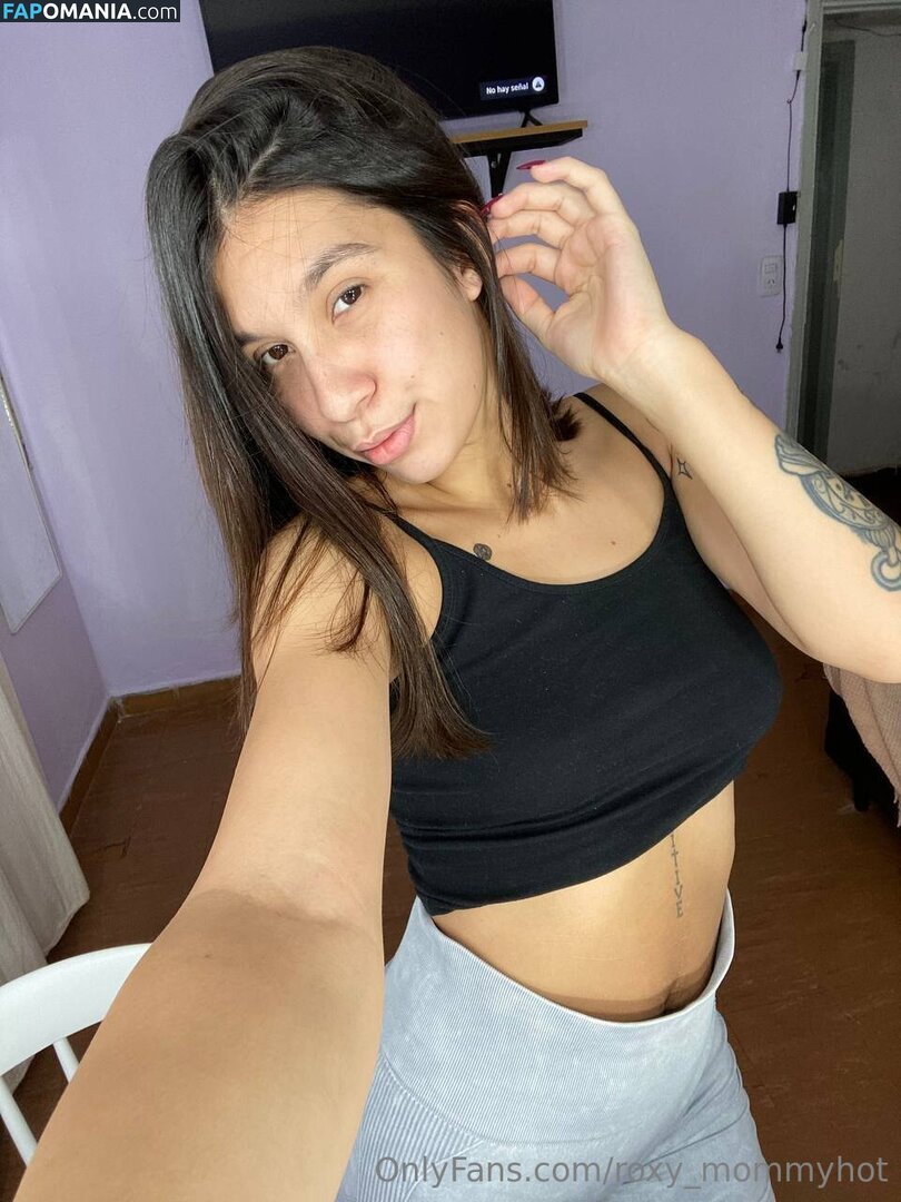 roxy_mommyhot Nu OnlyFans  Photo fuitée #22