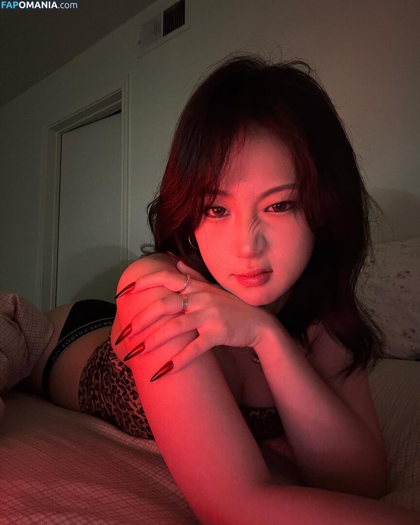 Rubyzhu / rubyzhu1204 Nu OnlyFans  Photo fuitée #1