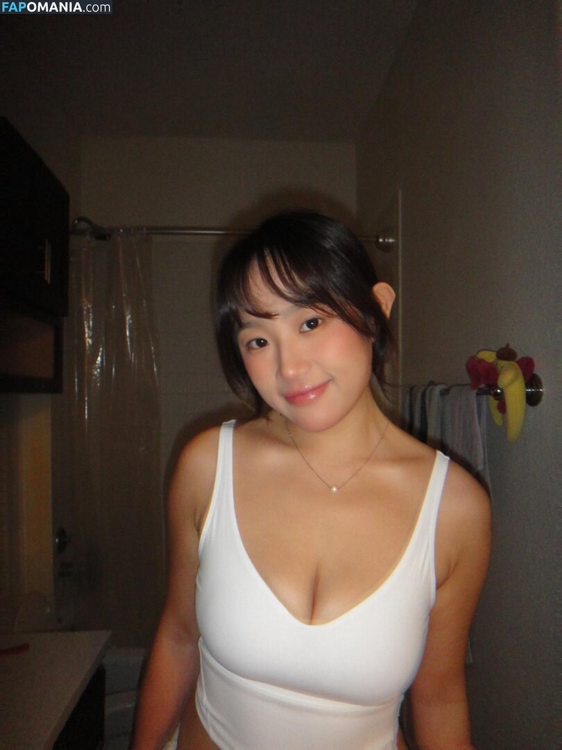 Rubyzhu / rubyzhu1204 Nu OnlyFans  Photo fuitée #12
