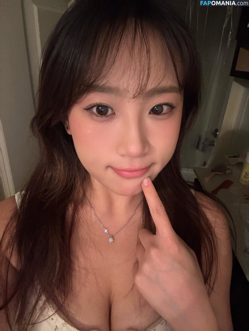 Rubyzhu / rubyzhu1204 Nu OnlyFans  Photo fuitée #15