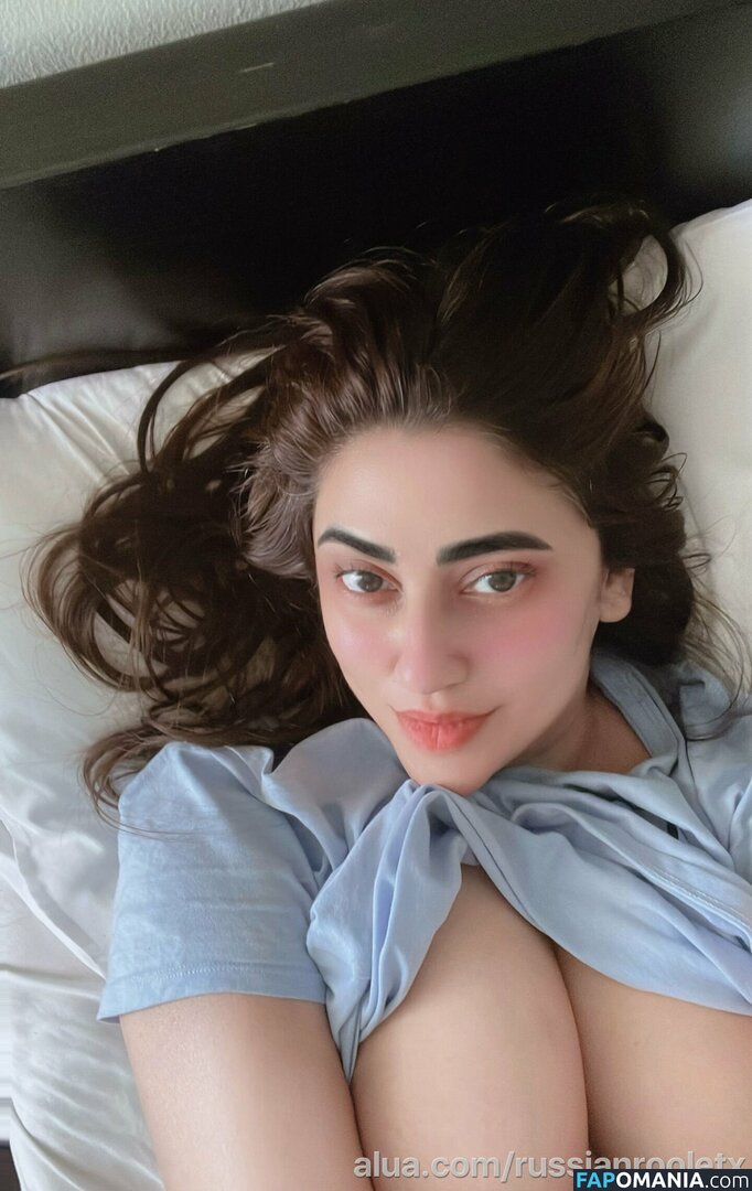 Foxy Nova / Foxynova / Russianrooletx Nu OnlyFans  Photo fuitée #60