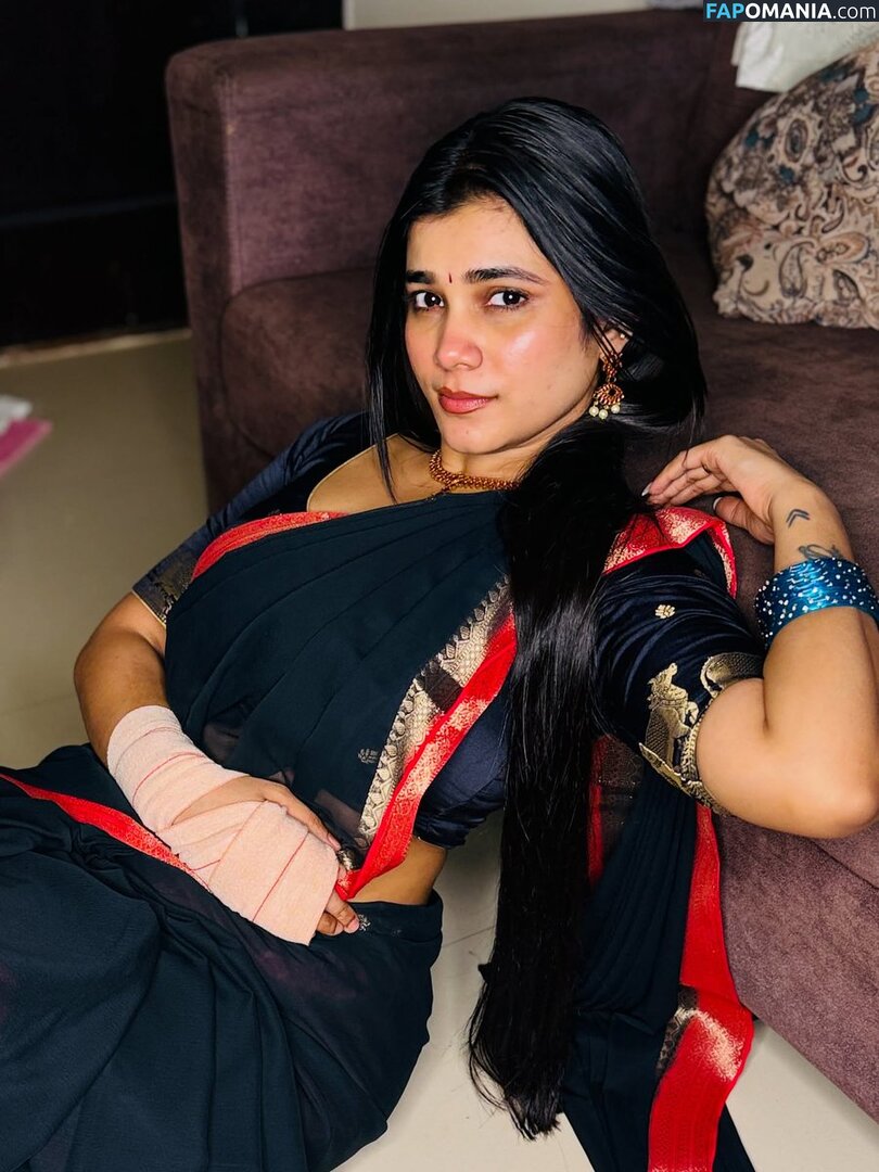 Saadhana Naidu Nu OnlyFans  Photo fuitée #2