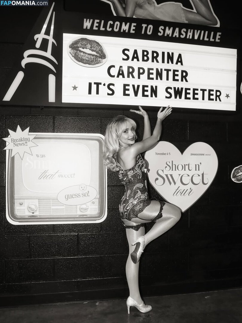Sabrina Carpenter / https: / sabrinacarpenter Nu OnlyFans  Photo fuitée #2478