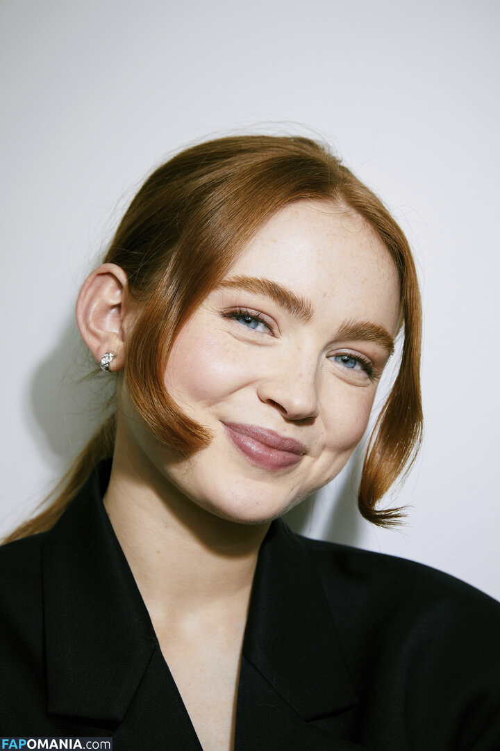 Sadie Sink / sadiesink / sadiesink_ Nu OnlyFans  Photo fuitée #303