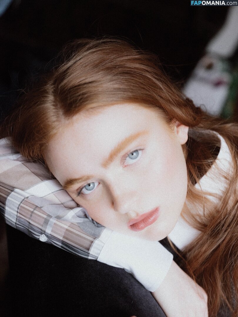 Sadie Sink / sadiesink / sadiesink_ Nu OnlyFans  Photo fuitée #839