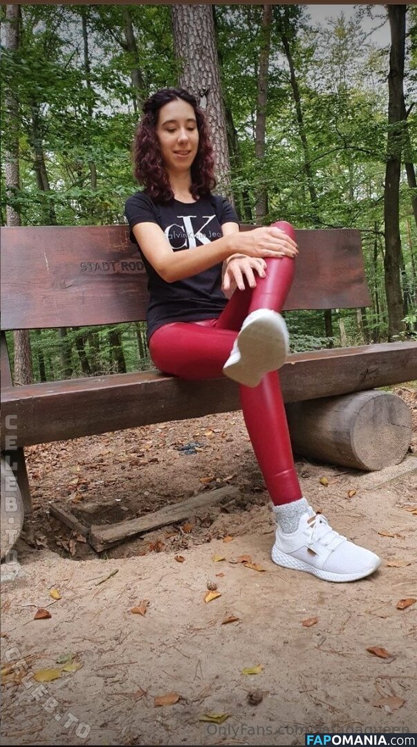 ladyshinyy / safagaqueen / safagaqueen123 Nu OnlyFans  Photo fuitée #4
