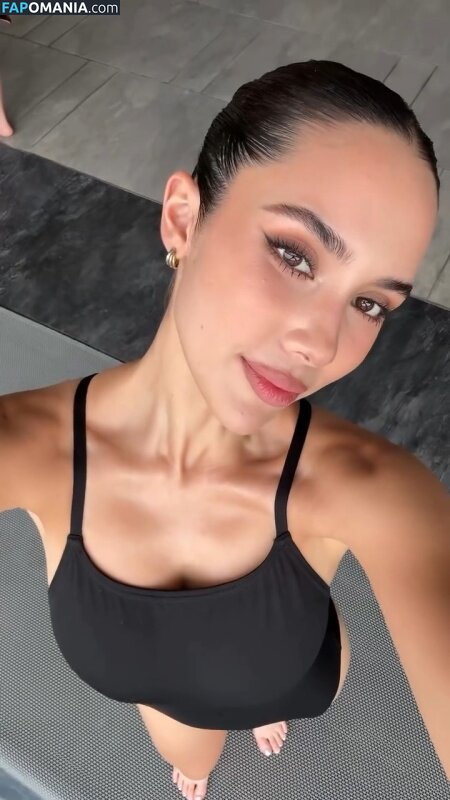 Saffron Maya Snook / saffronesta Nu OnlyFans  Photo fuitée #4