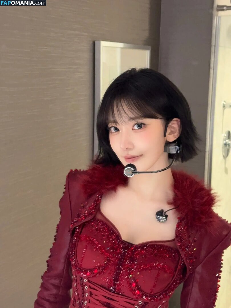 39saku_chan / LESSERAFIM / Sakura Miyawaki 宮脇 咲良 Nu OnlyFans  Photo fuitée #8