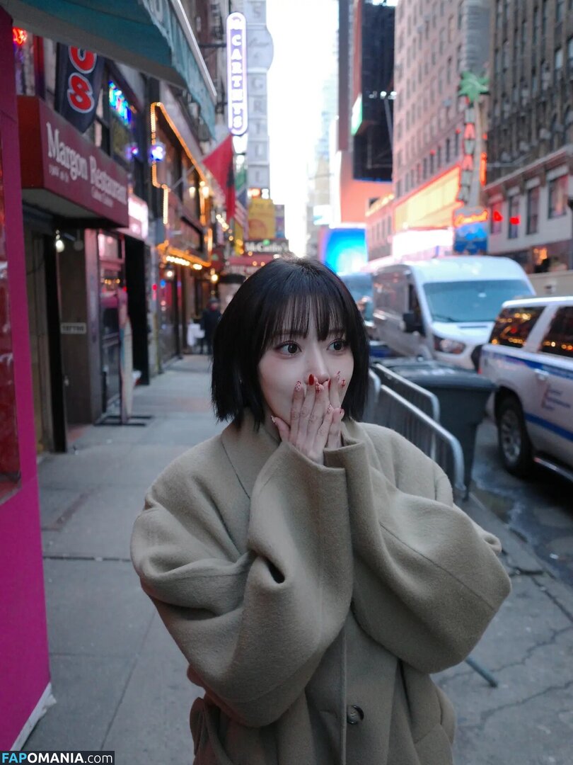 39saku_chan / LESSERAFIM / Sakura Miyawaki 宮脇 咲良 Nu OnlyFans  Photo fuitée #19