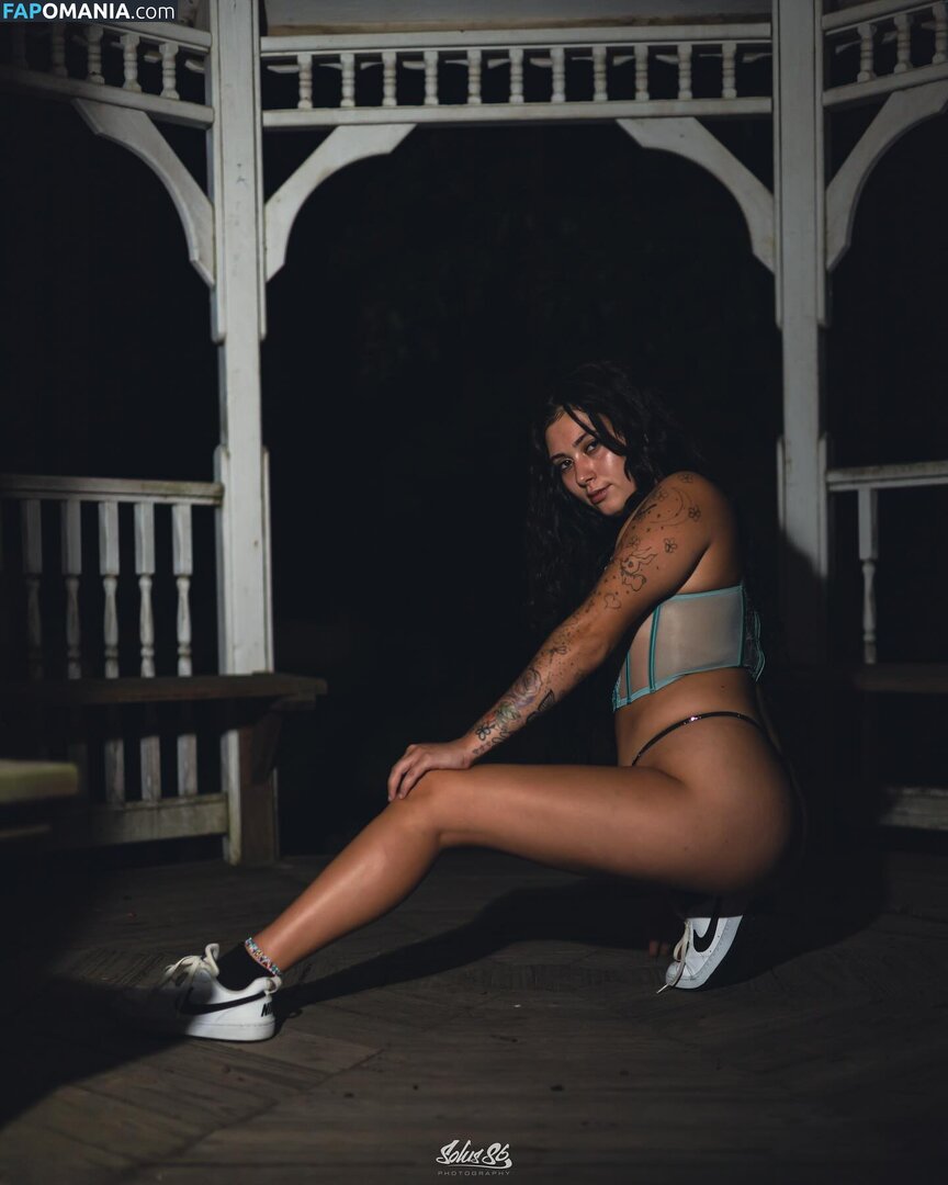 Sakura._.Princess / gti.princess Nu OnlyFans  Photo fuitée #1