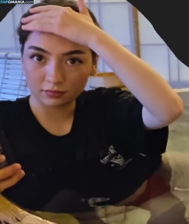 Sakura Shymko / SakuraShymko Nu OnlyFans  Photo fuitée #15