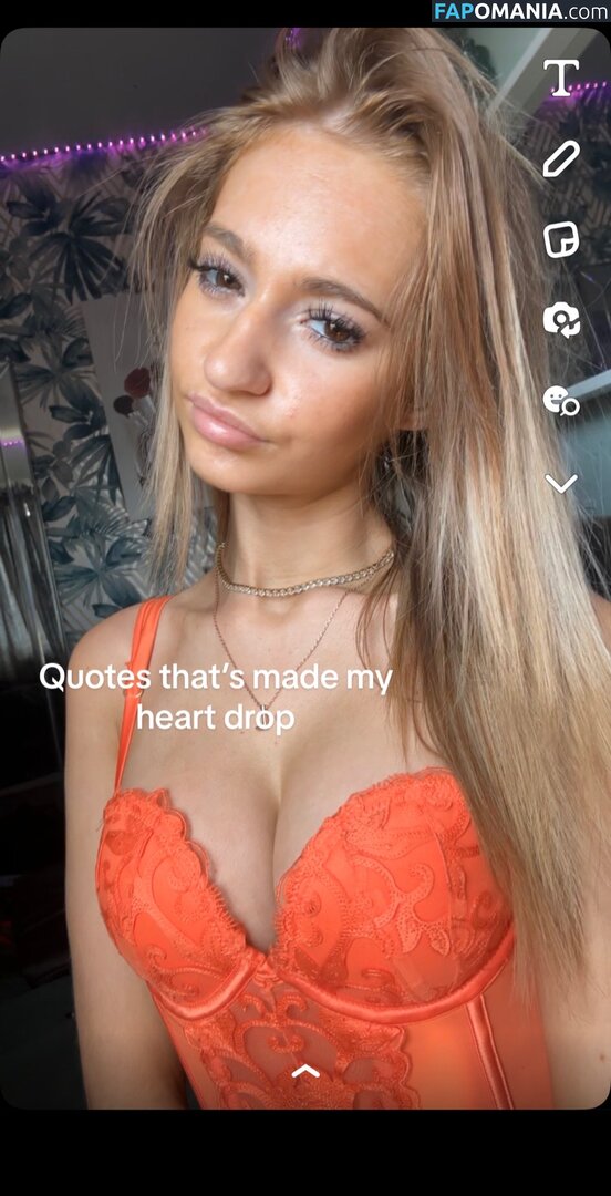 samanthapetite / x_samantha.345_x / ×_samantha.345_x Nu OnlyFans  Photo fuitée #3
