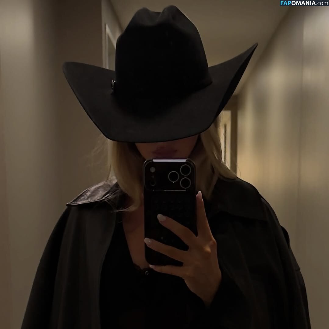 Samantha Riehl / https: / samanthariehl Nu OnlyFans  Photo fuitée #14