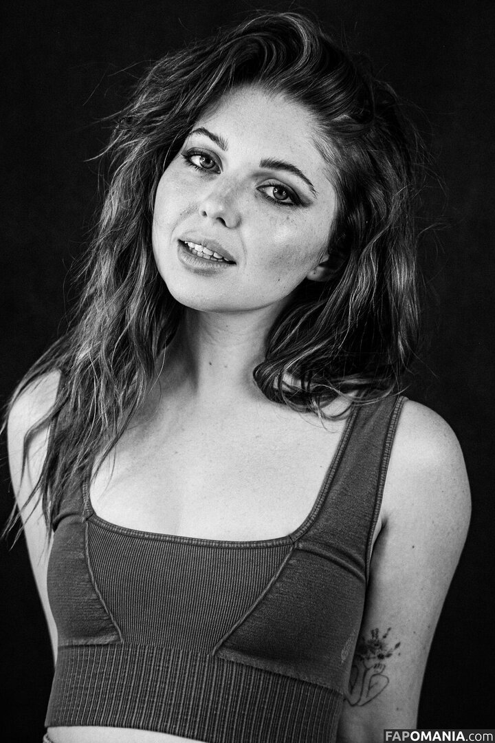 Sammi Hanratty / sammihanratty Nu OnlyFans  Photo fuitée #281