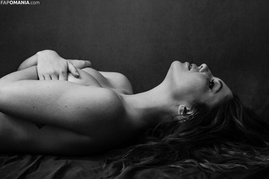 Sammi Hanratty / sammihanratty Nu OnlyFans  Photo fuitée #298