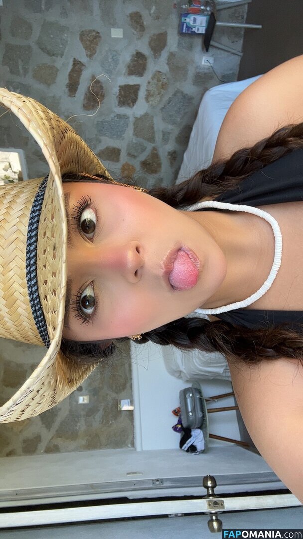 Samysacci / https: / samysaci Nu OnlyFans  Photo fuitée #7