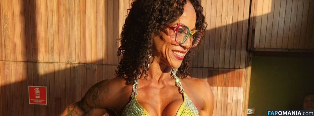Sandra Andrade / Sandrinha Saradi / sandra fit / sandraandrade888 / sandrafit Nu OnlyFans  Photo fuitée #4