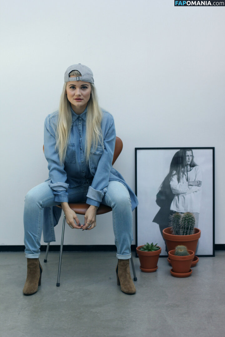 Sandra Lyng Nu OnlyFans  Photo fuitée #14