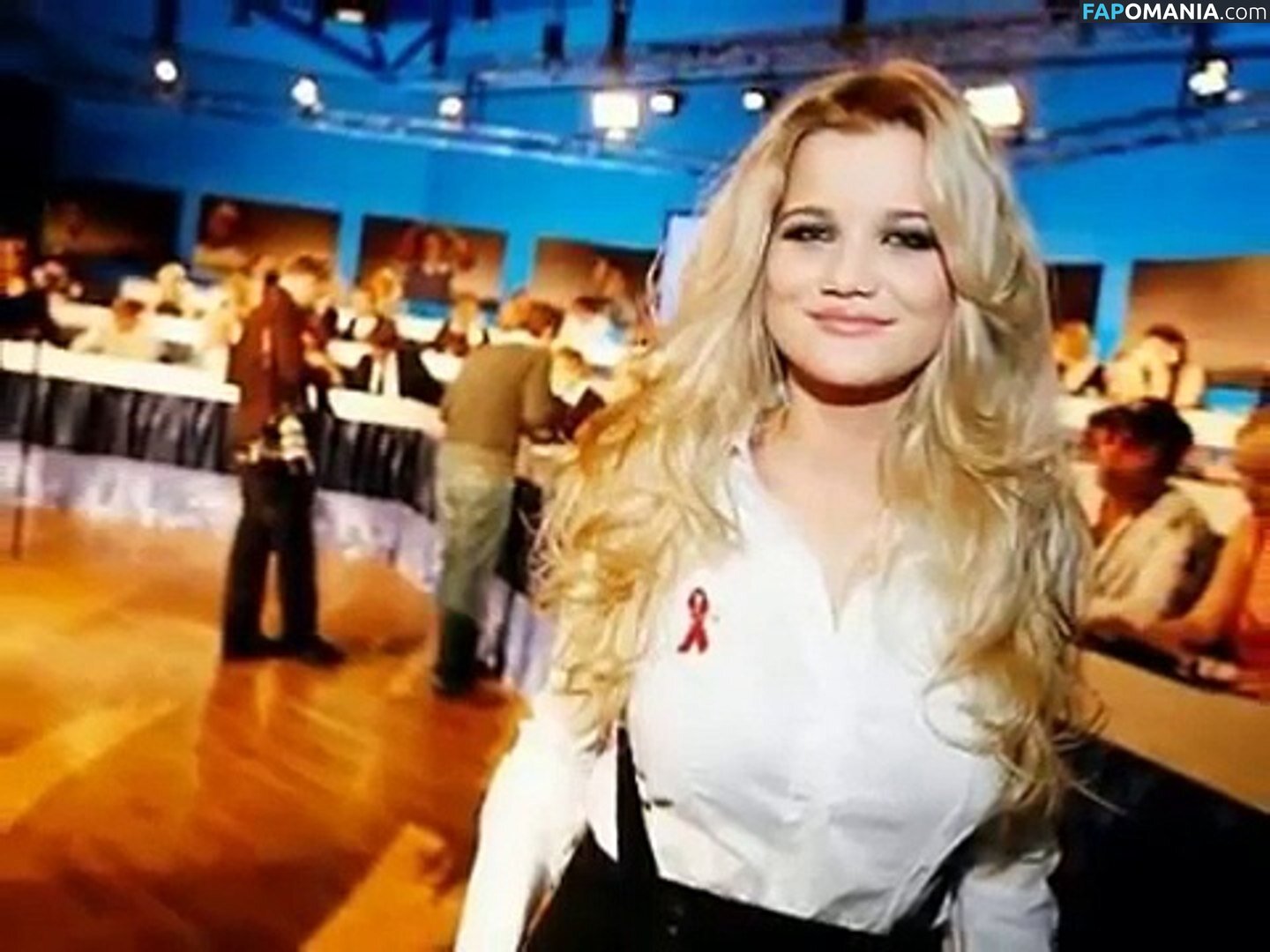 Sandra Lyng Nu OnlyFans  Photo fuitée #15