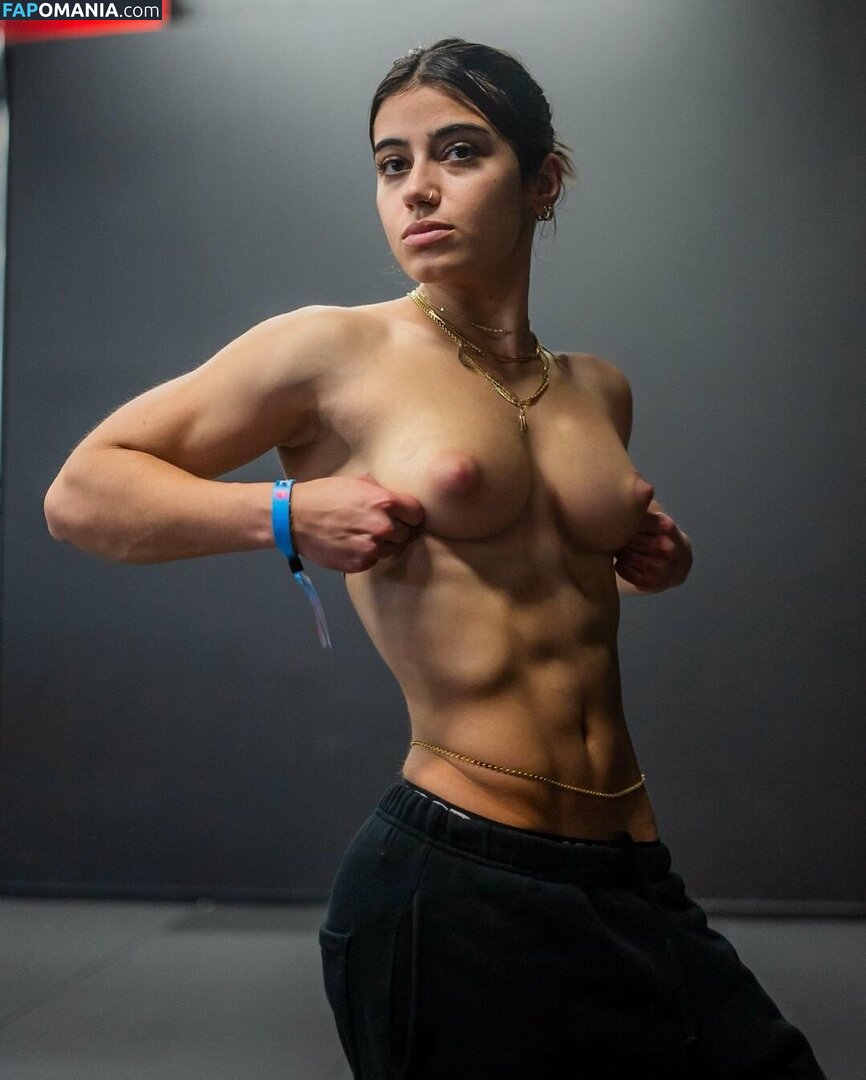 Sara Saffari Deepfake / sara_saffari / sarasaffari__ Nu OnlyFans  Photo fuitée #3